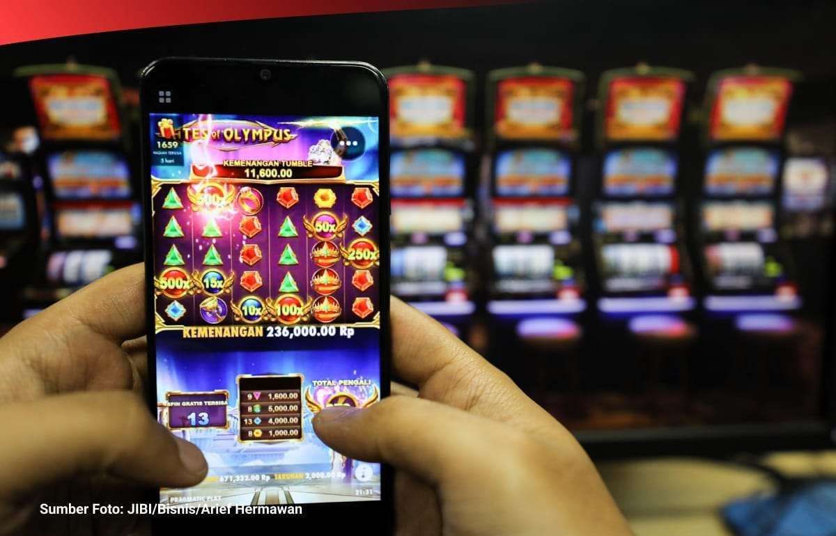 Slot volatilitas tinggi memiliki karakteristik yang khas dan menarik bagi pemain yang menyukai tantangan. Salah satu ciri utamanya adalah po